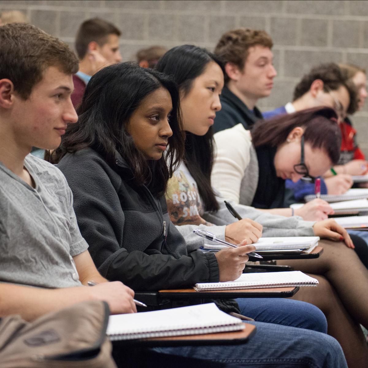 Pozen students in class